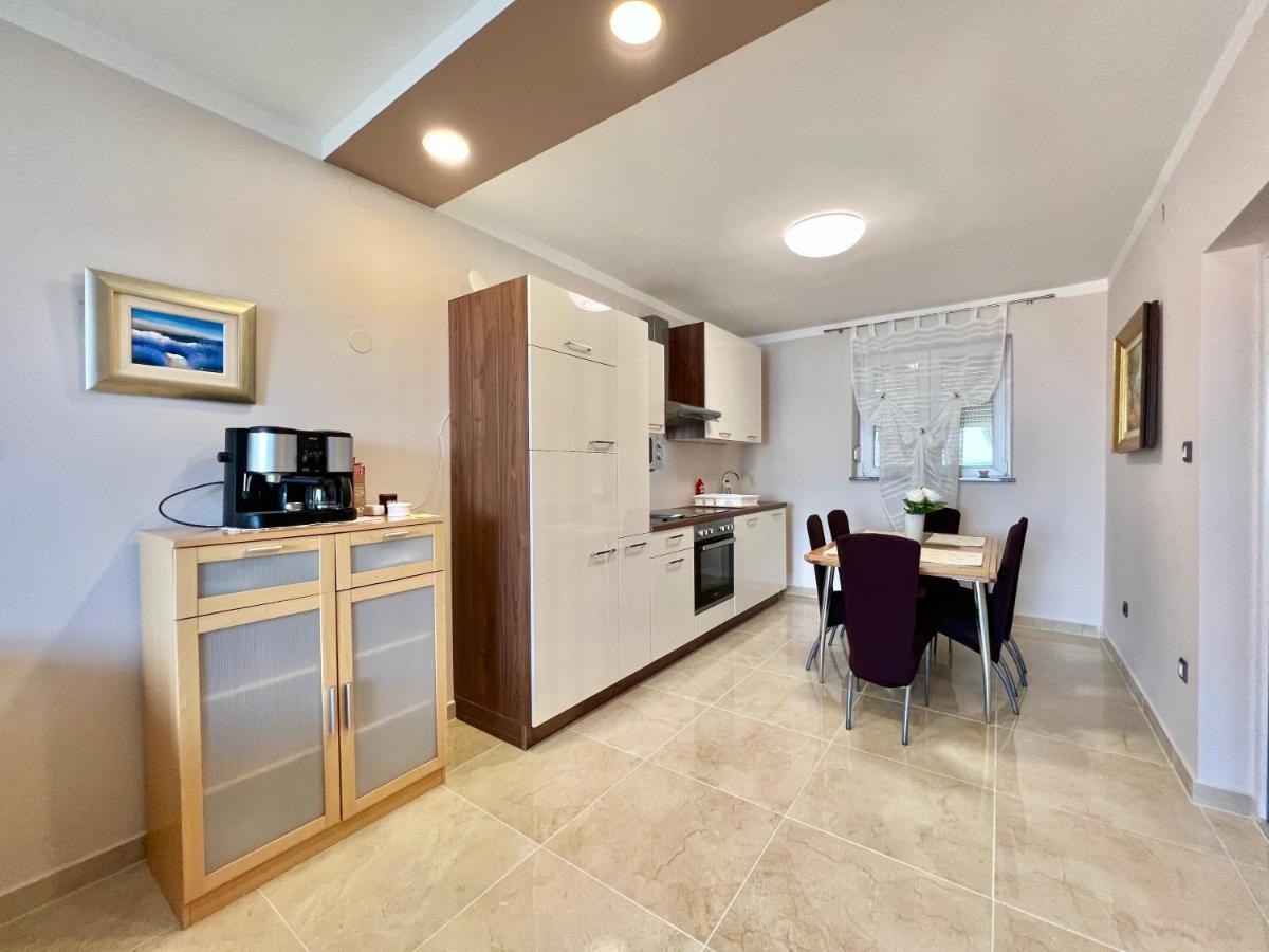 Apartmani Jasminka Dramalj Extérieur photo